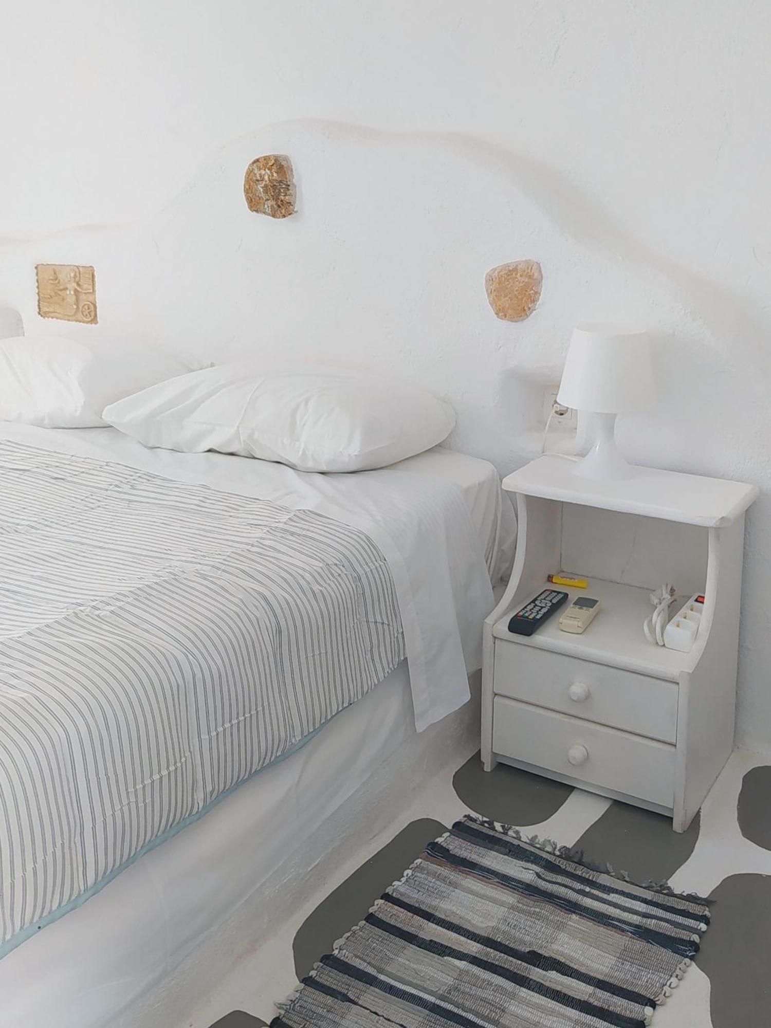 By The Sea Rooms, Avlaki Gasthof *